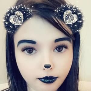 Meet your Posher, Dominiaca